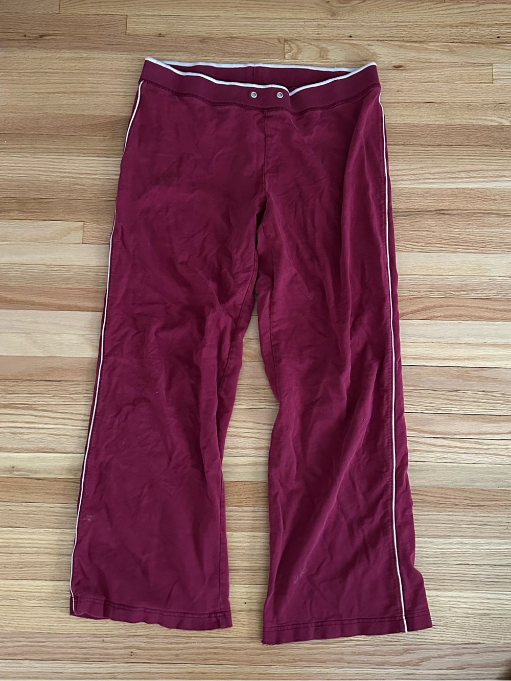 New York Laundry Burgundy Joggers with White Side Piping